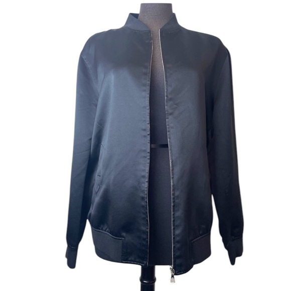 Trendiano Satin Black Zip Up Embroidered cardinal Red bird respect nature - Picture 8 of 14